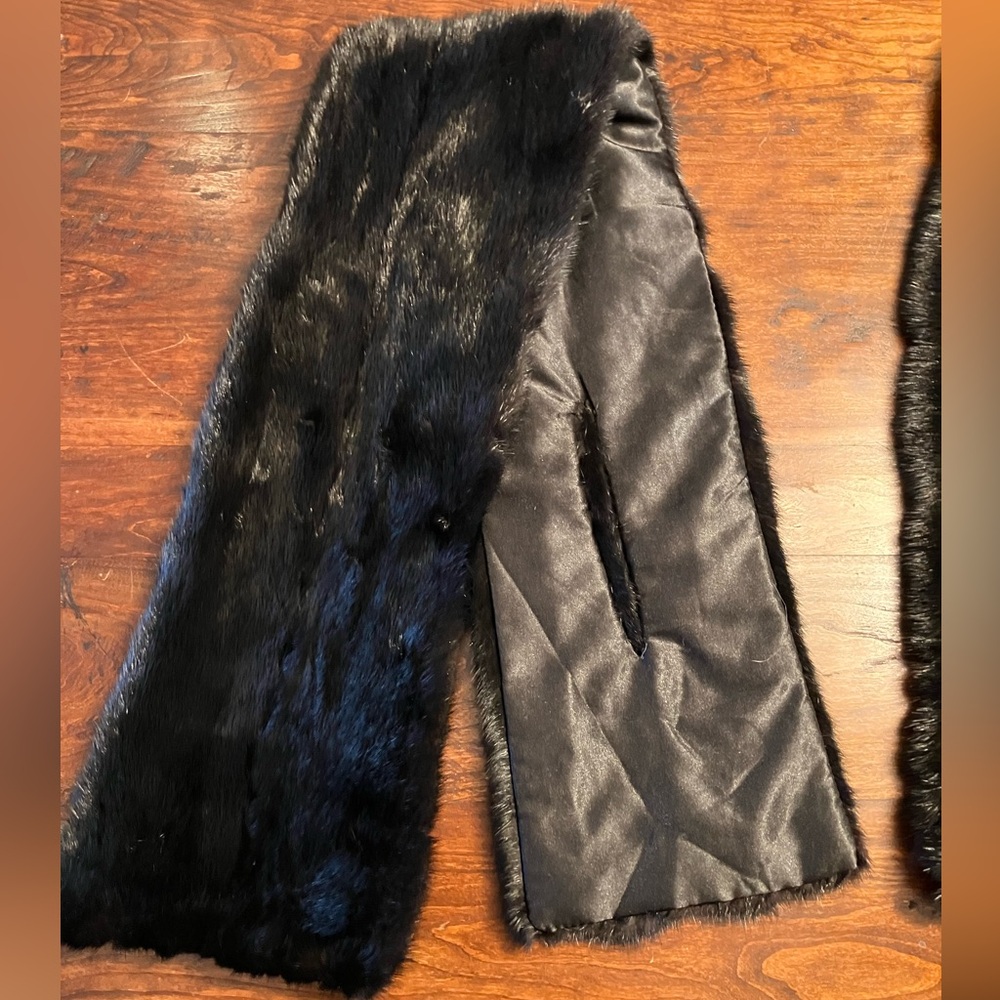 Real ranch mink scarf.